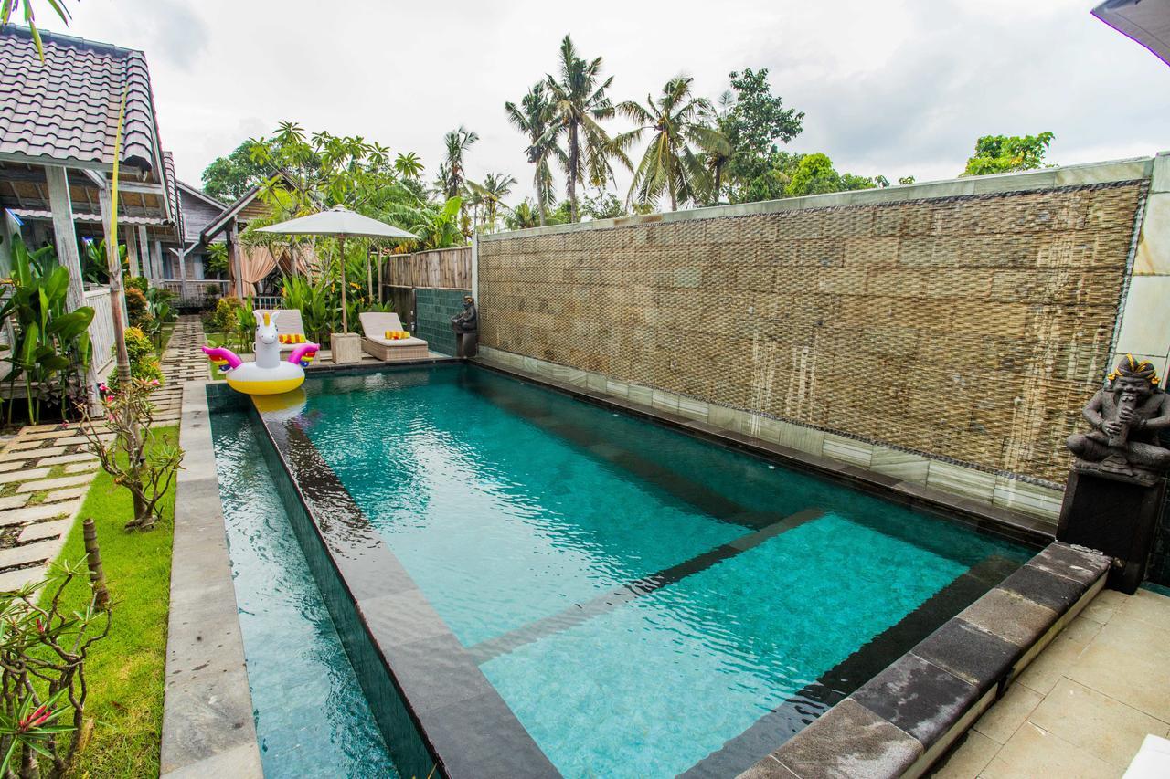 The Syron Huts Lembongan Hotel Exterior foto