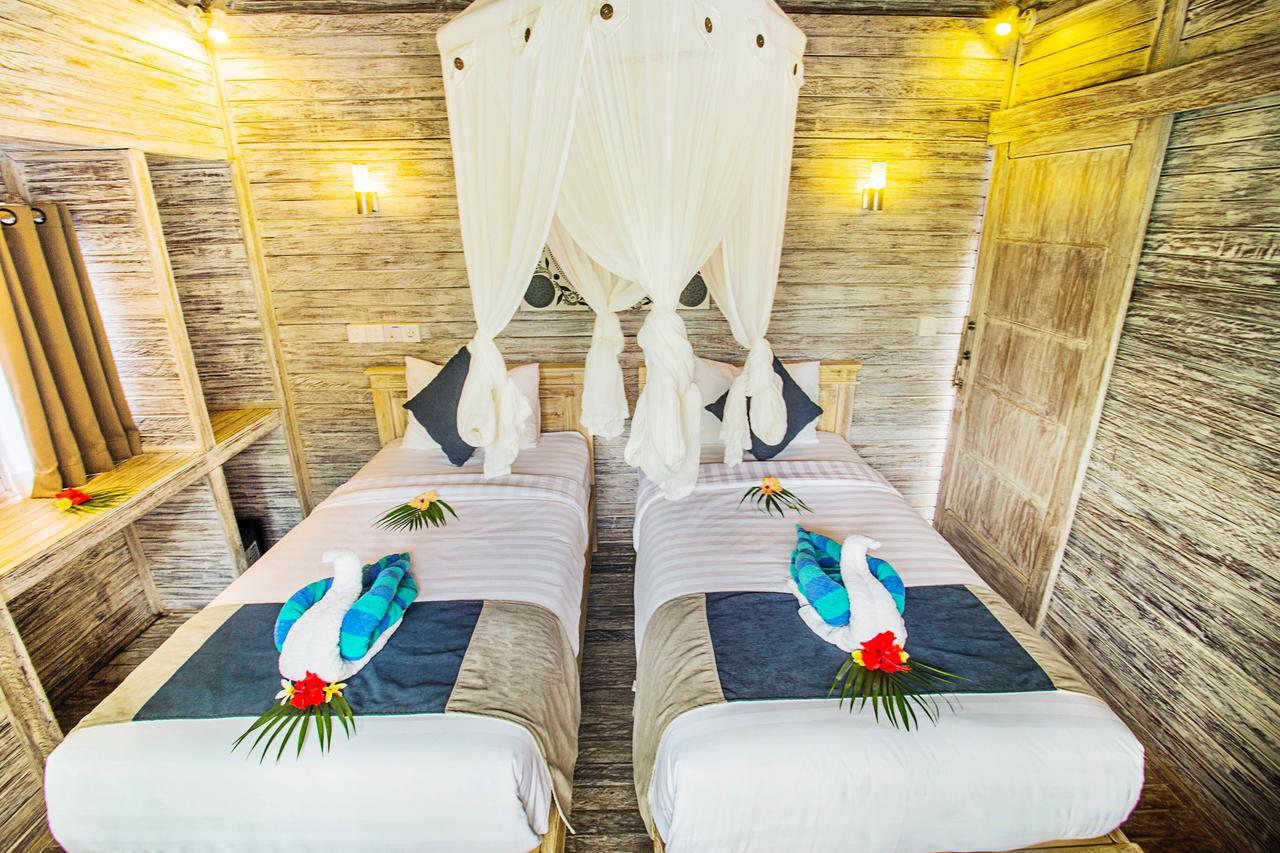 The Syron Huts Lembongan Hotel Exterior foto