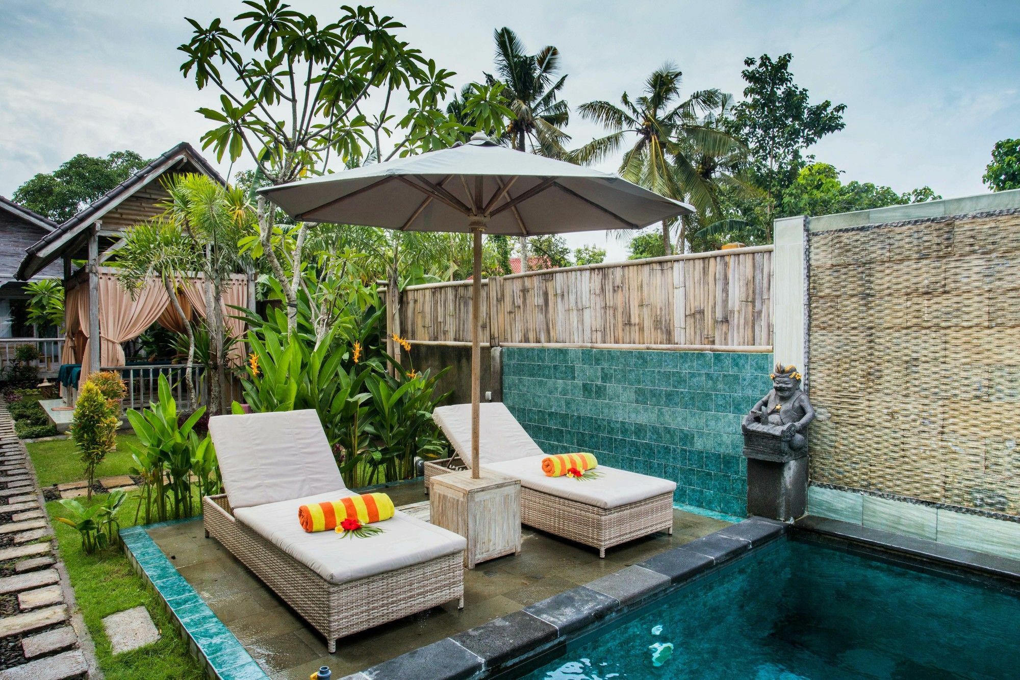 The Syron Huts Lembongan Hotel Exterior foto